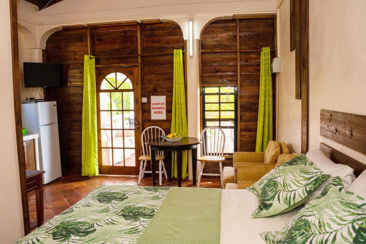 Sunny Palm Villas Laborie Bagian luar foto
